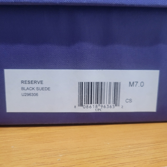 Stuart WeitzmanWomen's Reserve Over the Knee Boots sz 7 - Picture 3 of 9